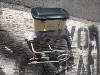 88-94 GM OBS MASTER CYLINDER/MANIFOLD