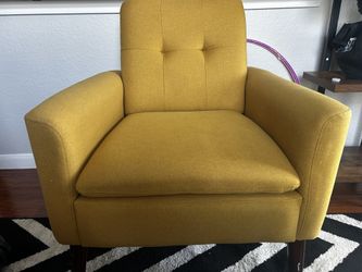 32 x 29 Yellow Chair