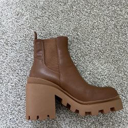 Steve Madden Brown high boots 