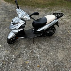150cc Moped 