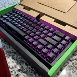 Razer Black Widow V4 Mini Keyboard