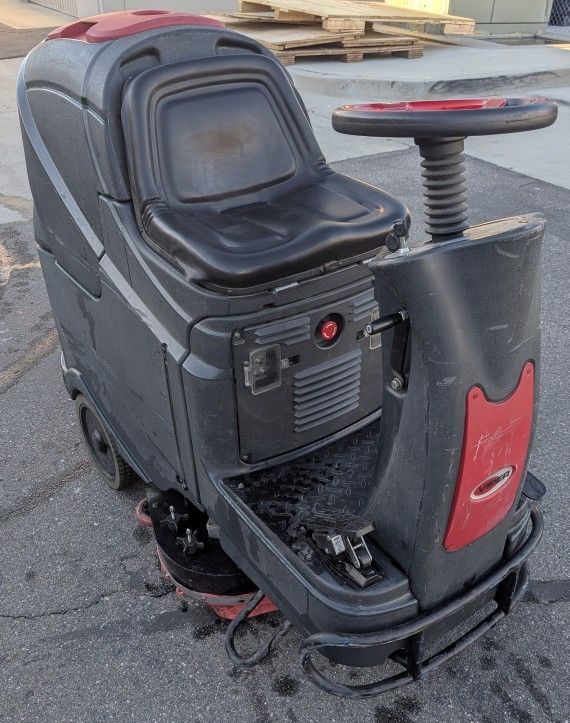 Viper AS710R 28" Riding Disc Floor Scrubber