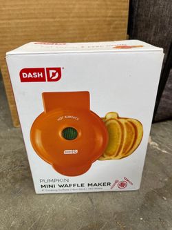 Mini pumpkin waffle maker