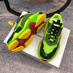 🔥New Balenciaga Sneakers 🔥