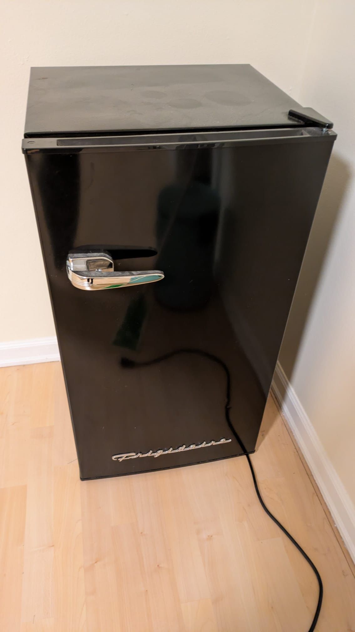 Mini Fridge 3.2 Cubic Ft 