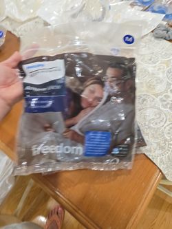 NEW CPAP Mask – Philips Respironics Amara View (Size M)