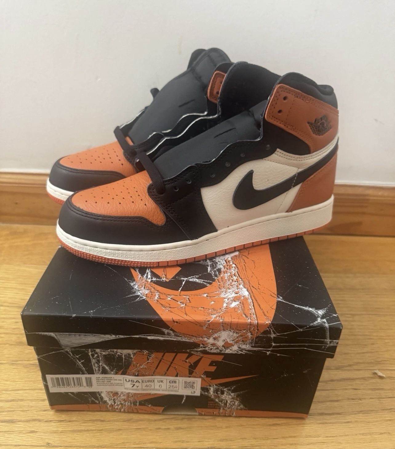 Jordan 1 Shatteredboard Size 7Y