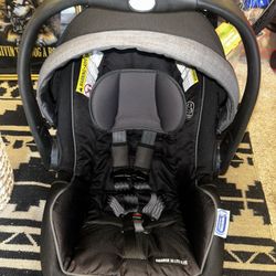 Graco SnugRide 35 Lite Elite Infant Car Seat 