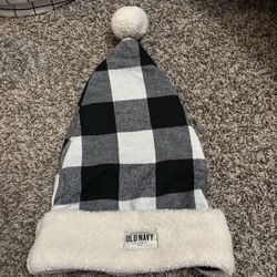 Old Navy Black White Buffalo Plaid Beanie