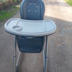 GRACO HIGH CHAIR