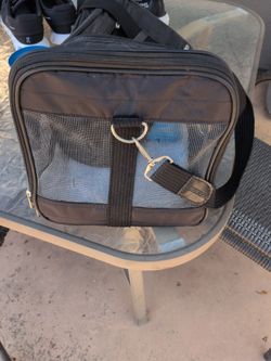 Deluxe pet carrier medium