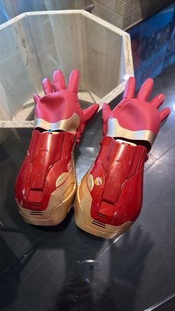 Iron Man Repulsor Gauntlets Toy Pair (from Disneyland)