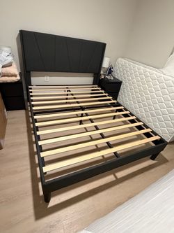 Bed frame queen / cama queen