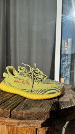 adidas Yeezy Boost 350 V2