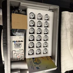(OZOBOT )Evo Classroom Kit (18 Bots) TENGO 2 KIT PRECIO NEGOCIABLE!