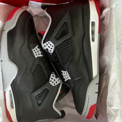 Jordan 4 Bred Reimagined Size 10.5