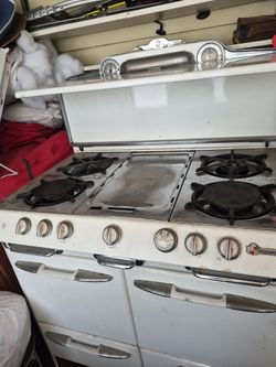 Antique stove  1950
