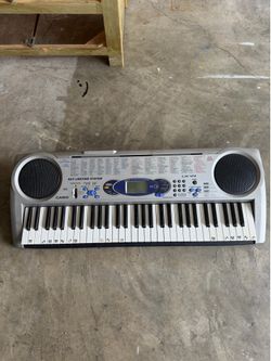 Casio LK-44 Electronic Keyboard Piano – Key Lighting System