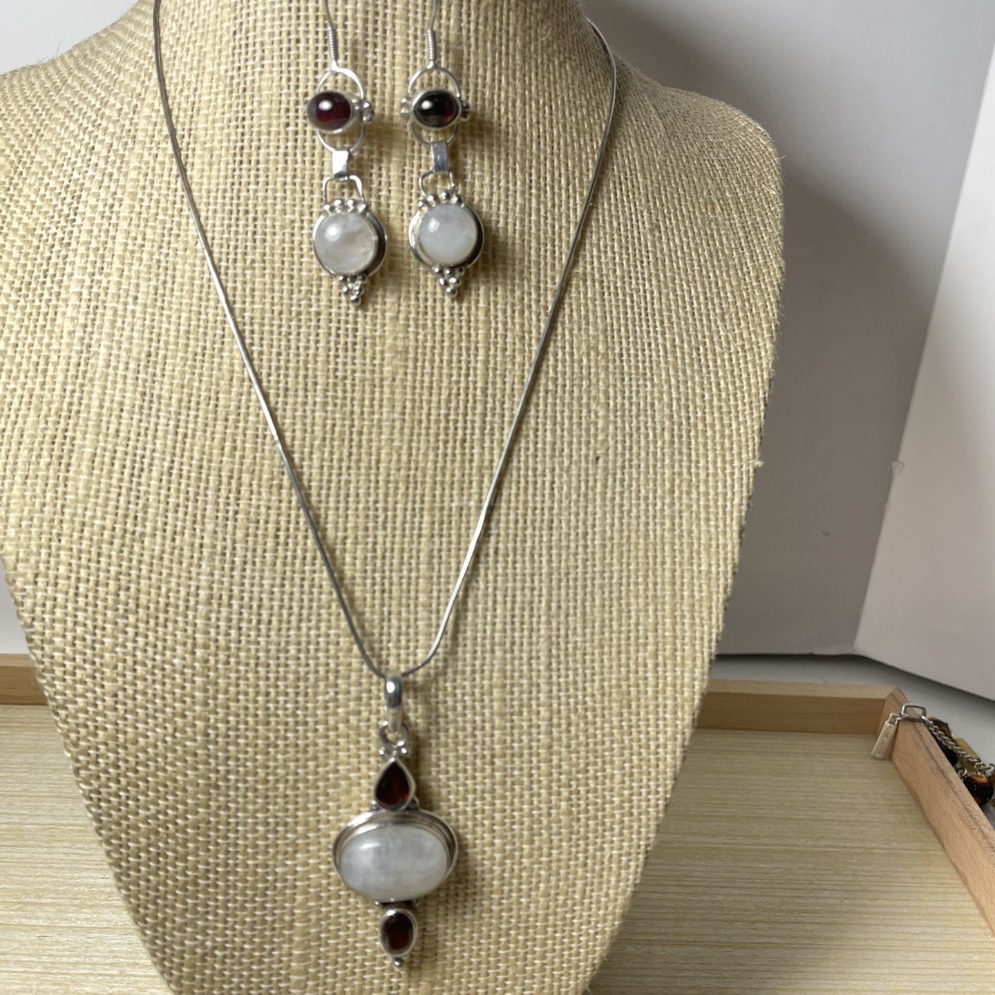 Italy 925 Silver Moonstone And Garnet Stone Necklace &earring 20” Inches