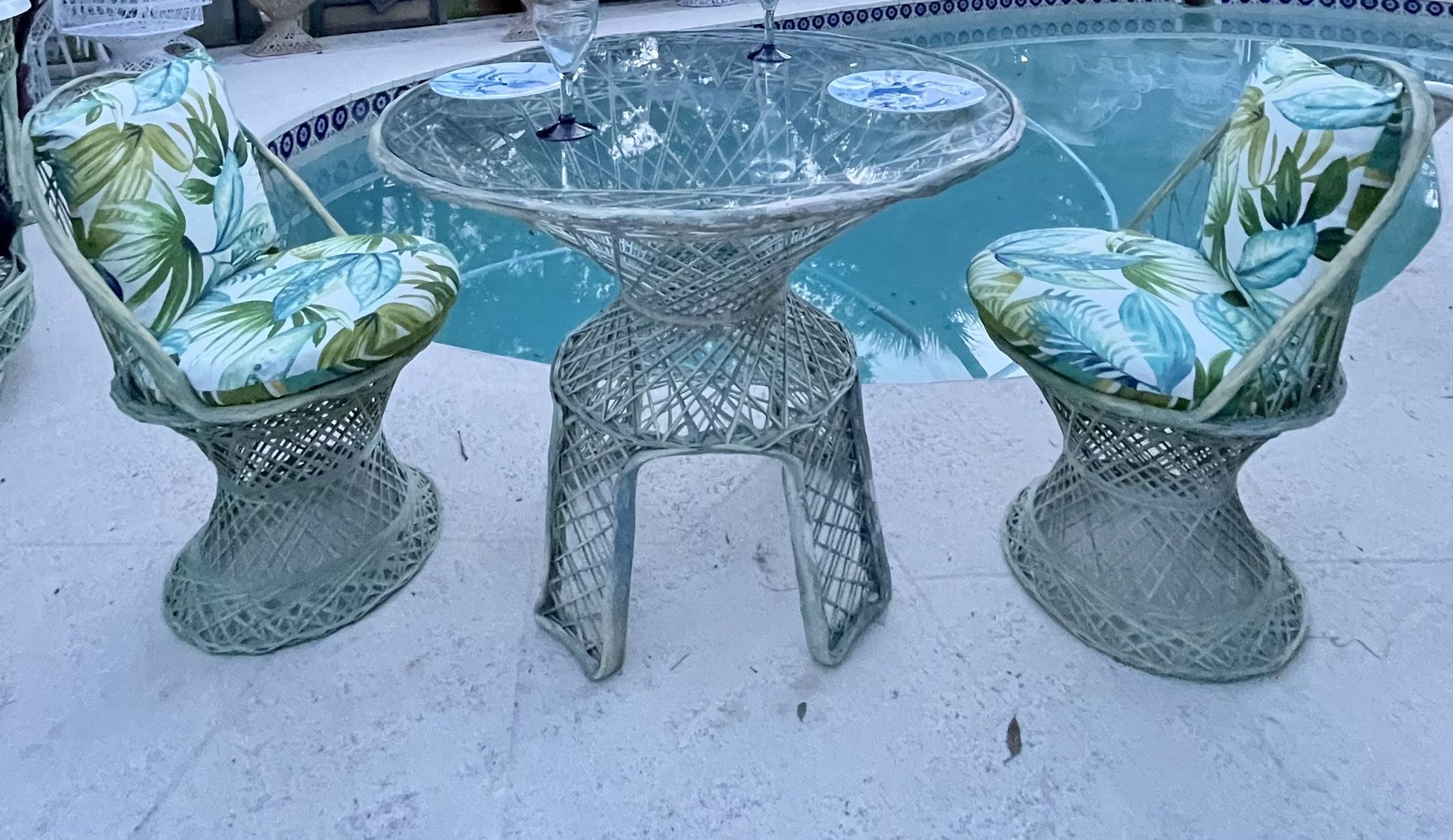 Tommy Bahama-Style Spun Fiberglass Bistro Set