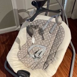 Graco Simple Sway Baby Swing – Excellent Condition
