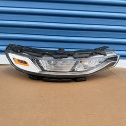 2020,2021,2022 Kia Soul Upper Headlight/Foco Delantero Superior Rh Passenger Oem,Original  Ask