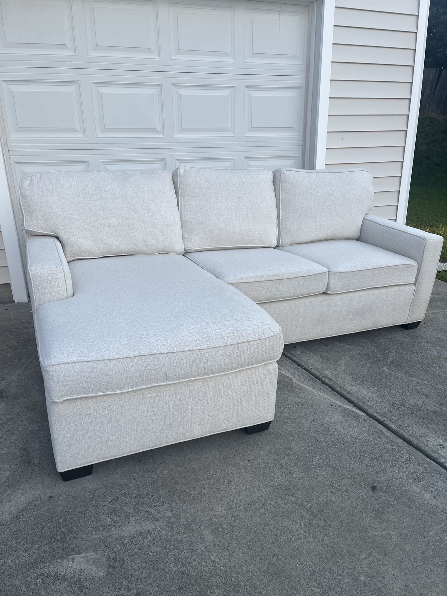 Perfect Condition Sectional Couch - Free Delivery