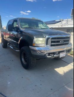 Ford F-250 Crew Cab Pickup Truck