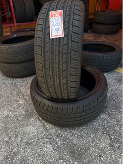 2 showroom tires 235/40/19 Milestar $140