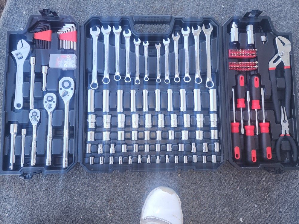 brad new tool set