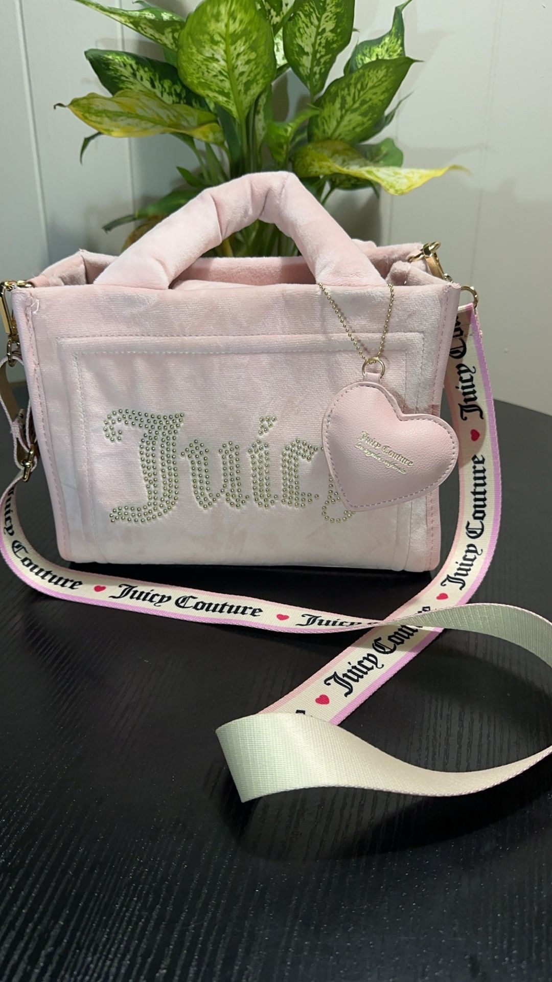 Juicy Couture Spender Purse 