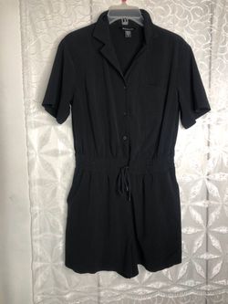 Athleta Women’s  Button Front Romper Size Small