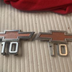 American Classic Chevy 10 Side Emblem Good Condition 