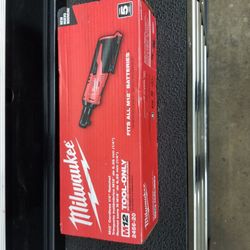 Milwaukee 1/4 Ratchet 