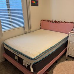 Girls Pink Bed Frame & Headboard w/ Mattress 