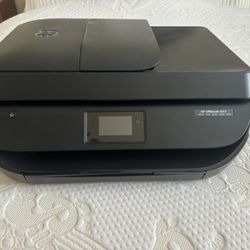 HP Copier/scanner/printer/fax/web. Office Jet 4645