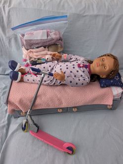 Girls doll set, with many extras