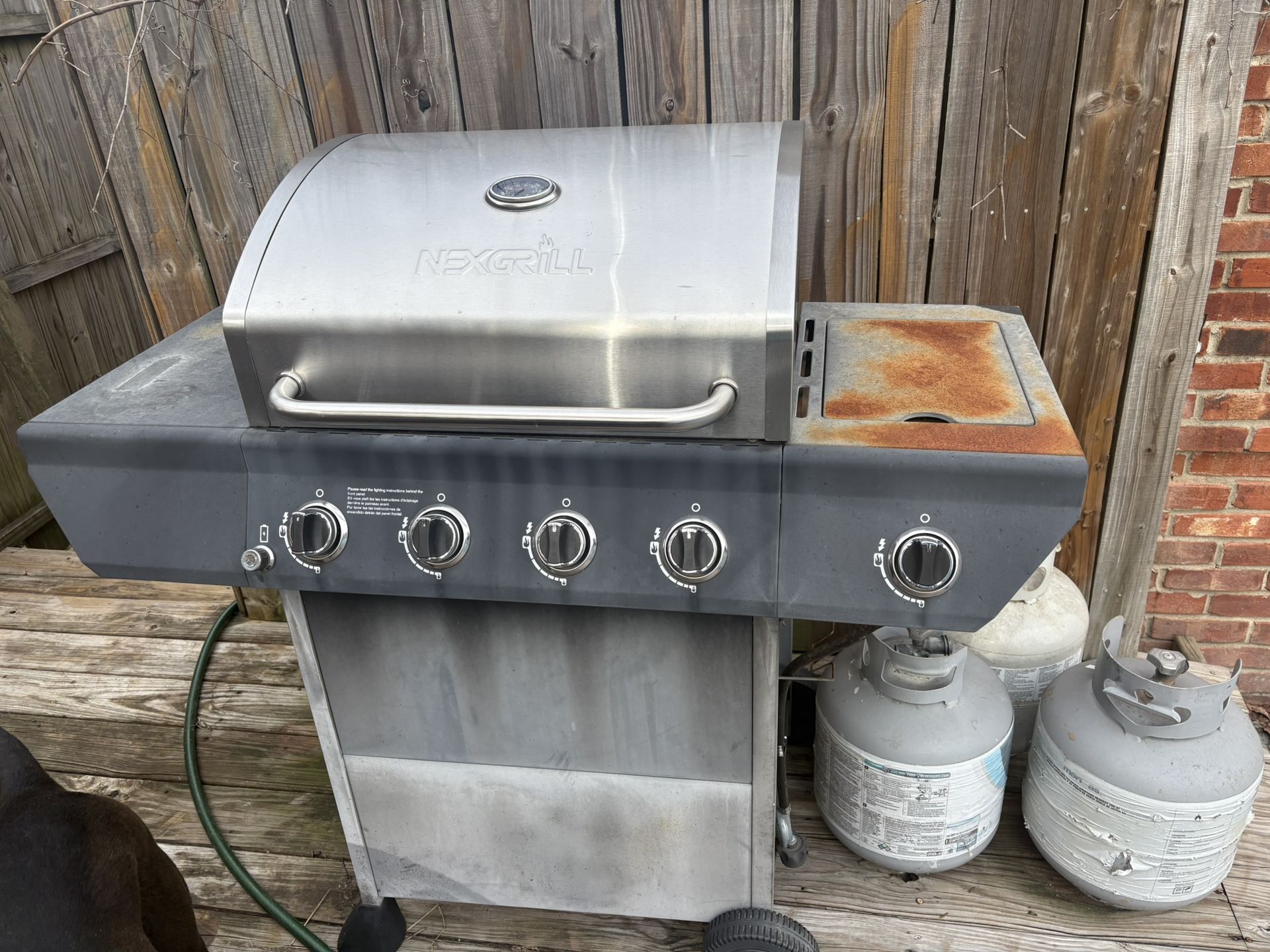 Nexgrill Gas Grill With Side Burner