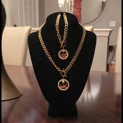 Michael Kors Necklace And Bracelet Set