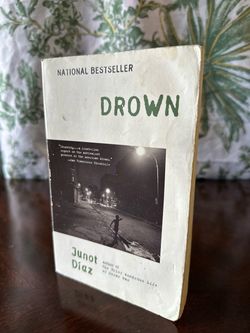 Drown by Junot Díaz Paperback