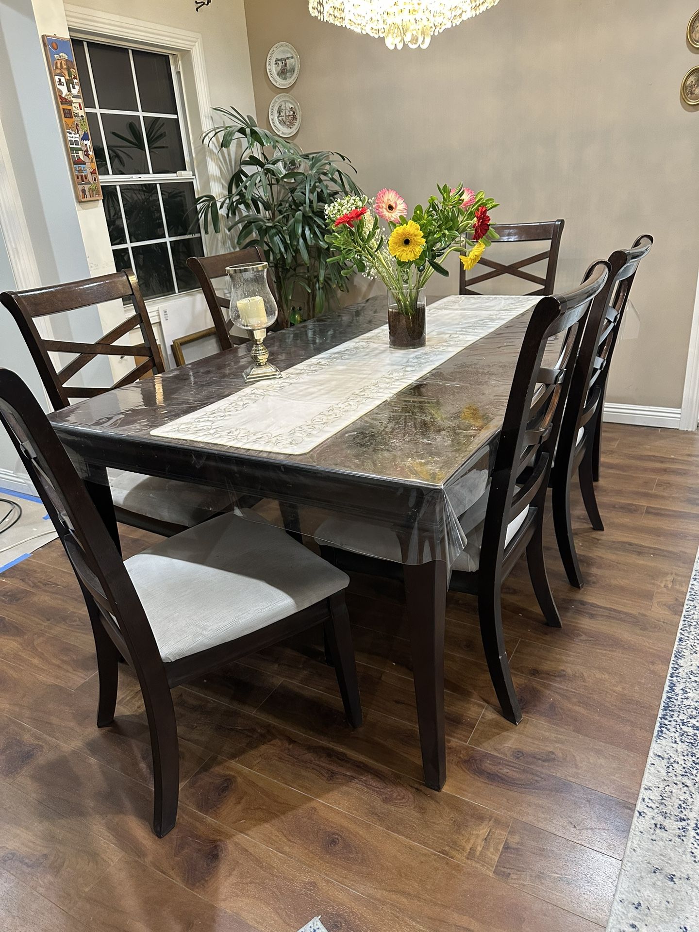 Dinning table