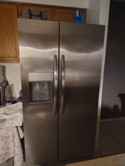 Frigidaire Stainless steel