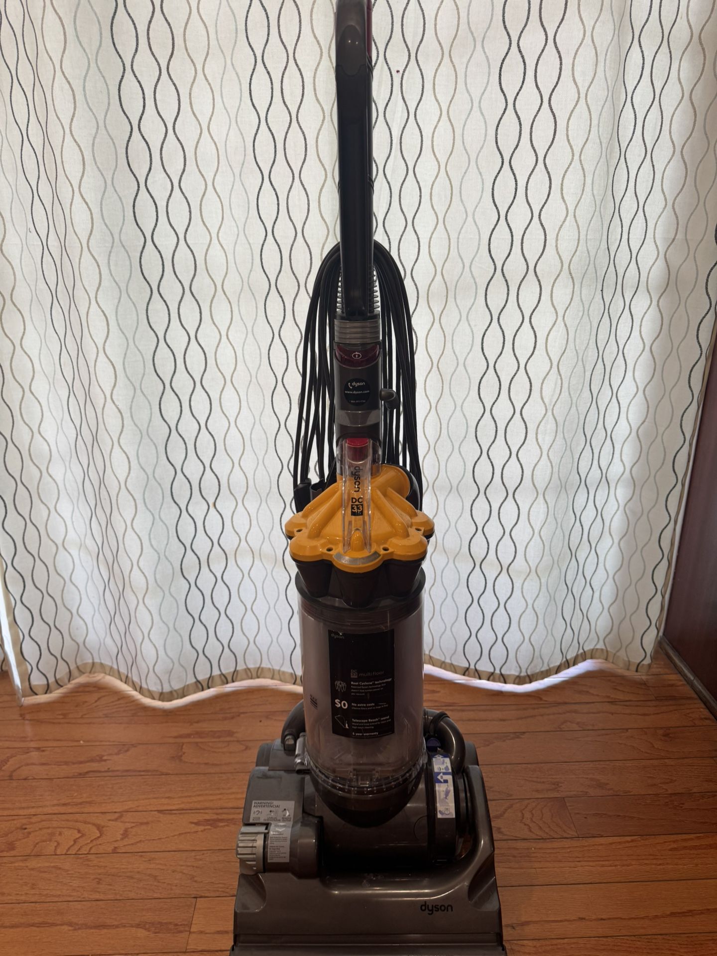 Dyson DC33 Upright Bagless Cyclone Vacuum Yellow/Gray - Tested And Working!