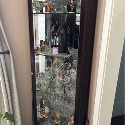 China/curio cabinet