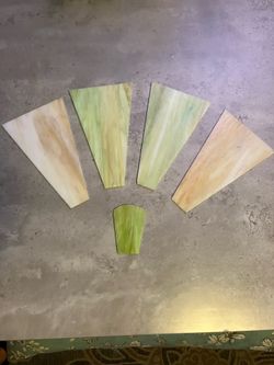 Bradley & Hubbard Lamp Shade Glass