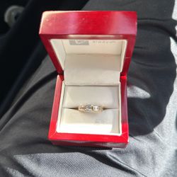 Womans Wedding ring