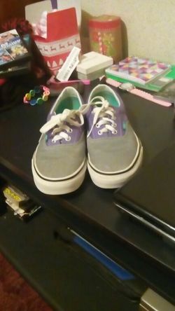 Vans Shoes Womens Size 7.5