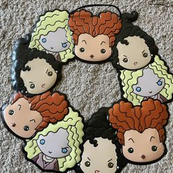  Disney Hocus Pocus Metal Wreath 