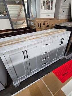 Beautiful 60"Double Sink Bathroom Vanity with Marble Top