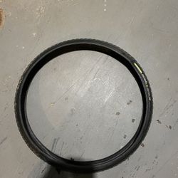 Bike Tire - Soma Cazadero - 700x50mm - Perfect condition - Low Milege - If the listing is up and you can see it, that means the item is available - Pi